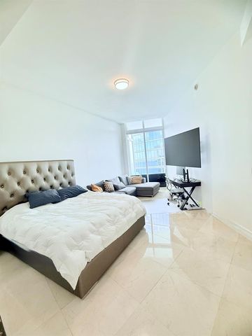 15811 Collins Avenue Ph4307, Sunny Isles Beach, FL 33160