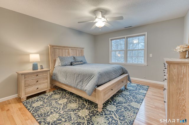 186 Imperial Drive, Glastonbury, CT 06033