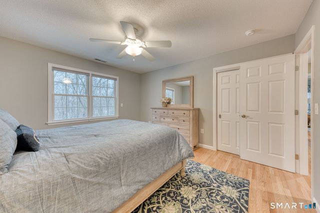 186 Imperial Drive, Glastonbury, CT 06033