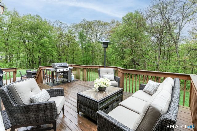 186 Imperial Drive, Glastonbury, CT 06033