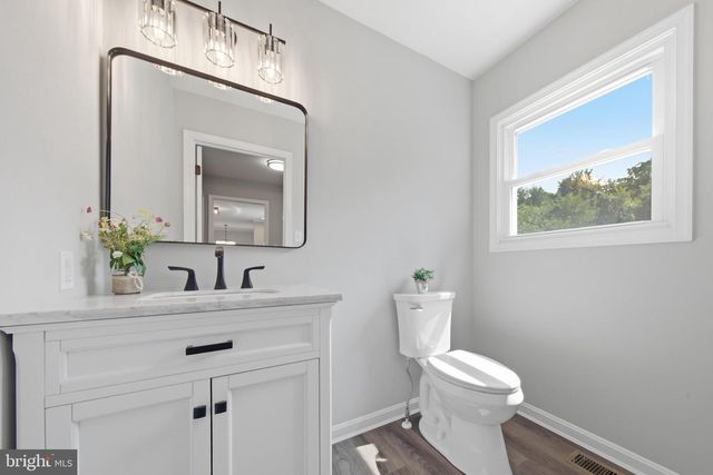 30827 WARD RD, Salisbury, MD 21804