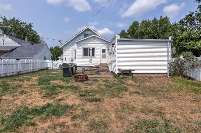 523 W Elm Street, Chippewa Falls, WI 54729
