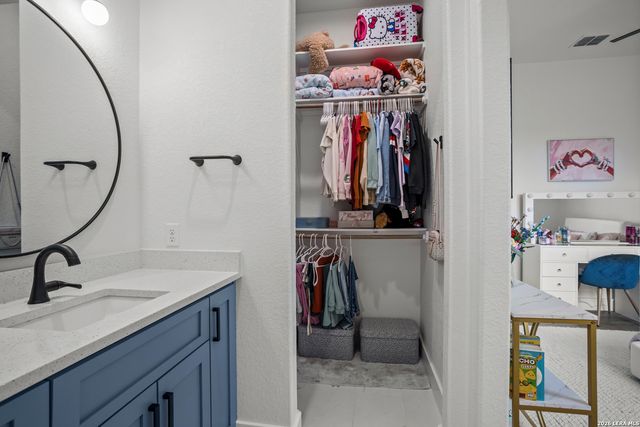 34737 Carries Creek, Bulverde, TX 78163