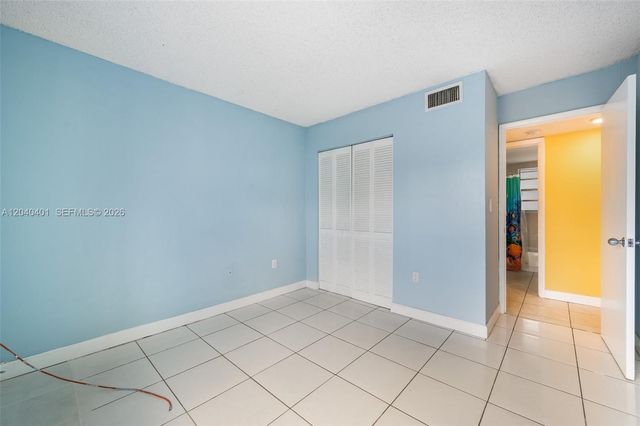 1725 W 60th Street F220, Hialeah, FL 33012