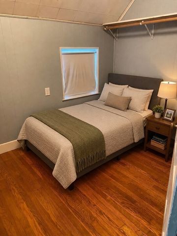 21 Bicknell St, Attleboro, MA 02703