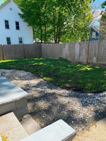 21 Bicknell St, Attleboro, MA 02703