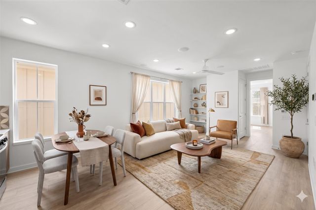 2624 Metcalfe RD 2, Austin, TX 78741