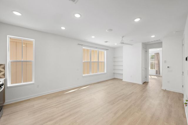 2624 Metcalfe RD 2, Austin, TX 78741