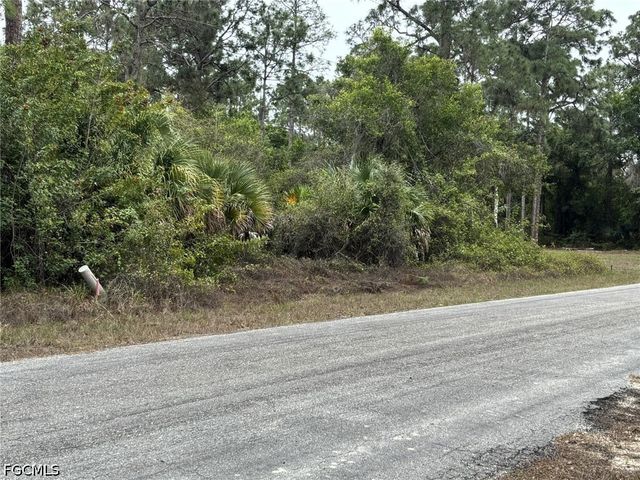 1616 8th AVE, Lehigh Acres, FL 33972