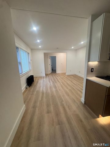 51 Marion Street 2nd, Bridgeport, CT 06606