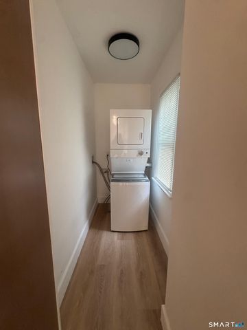 51 Marion Street 2nd, Bridgeport, CT 06606