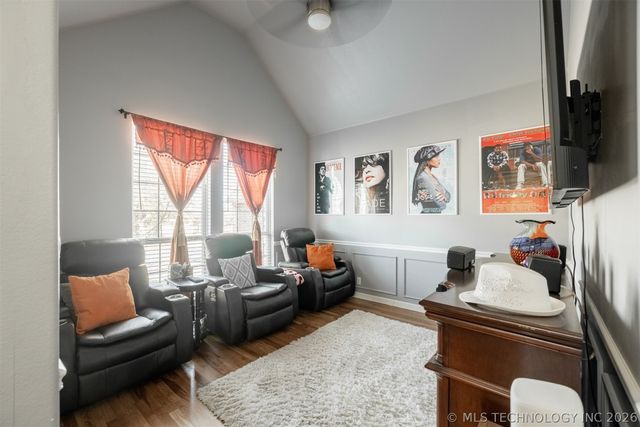 710 W 40th Street, Sand Springs, OK 74063