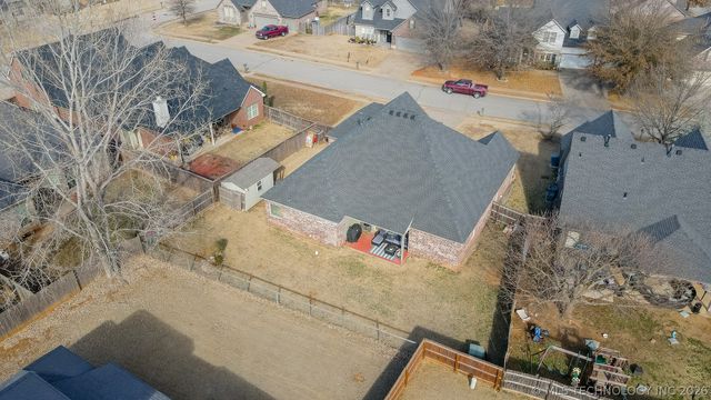 710 W 40th Street, Sand Springs, OK 74063