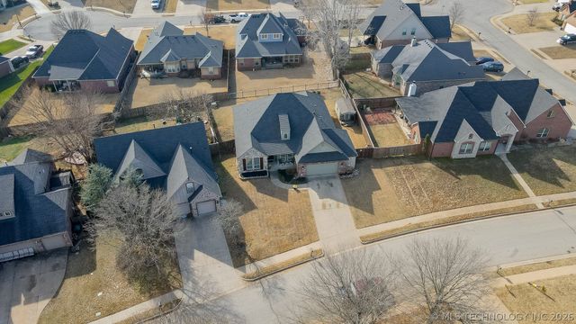 710 W 40th Street, Sand Springs, OK 74063