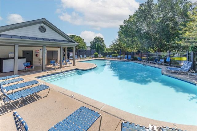 3135 Keyingham Way, Alpharetta, GA 30004