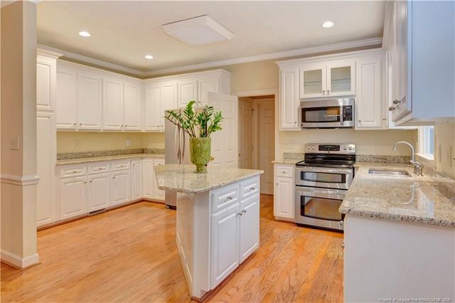 5008 Willow Oak Drive, Lumberton, NC 28358