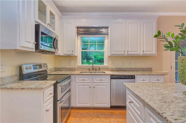 5008 Willow Oak Drive, Lumberton, NC 28358