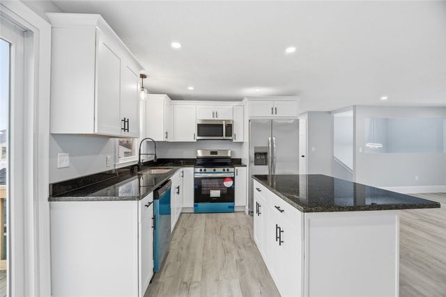 85 Alton Street, Cranston, RI 02910