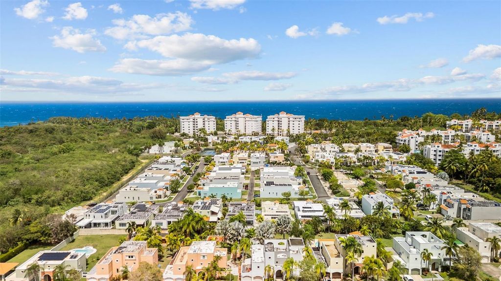 Image 39 of property listing at JASPER ST. TREASURE POINT 50, Vega Alta, PR 00692