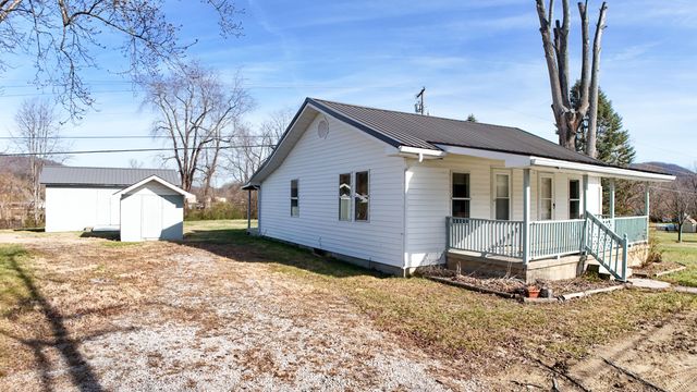 391 Pine Valley Lane, Flat Lick, KY 40935
