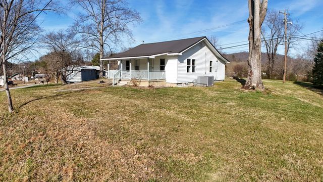 391 Pine Valley Lane, Flat Lick, KY 40935