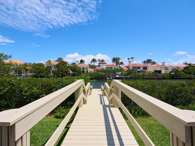 3398 Southern Cay Drive, Jupiter, FL 33477