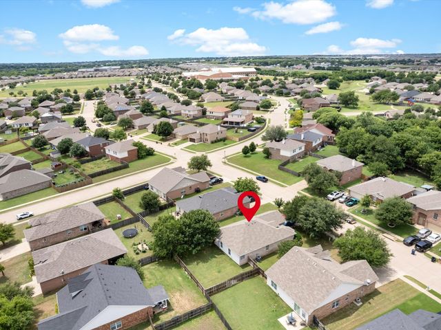 1137 Switchgrass Lane, Crowley, TX 76036