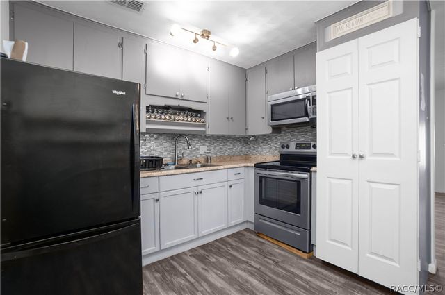 3290 E Griffin Street, Inverness, FL 34453