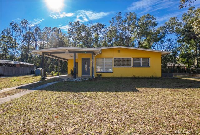 3290 E Griffin Street, Inverness, FL 34453