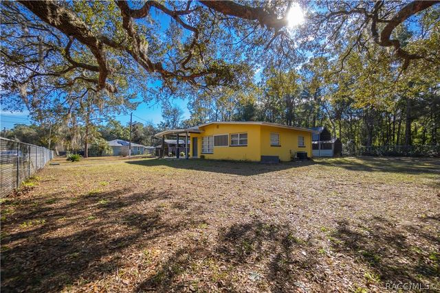 3290 E Griffin Street, Inverness, FL 34453