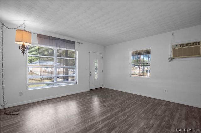 3290 E Griffin Street, Inverness, FL 34453