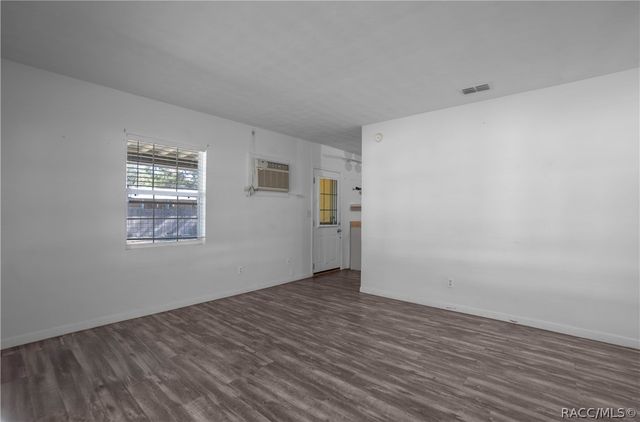 3290 E Griffin Street, Inverness, FL 34453