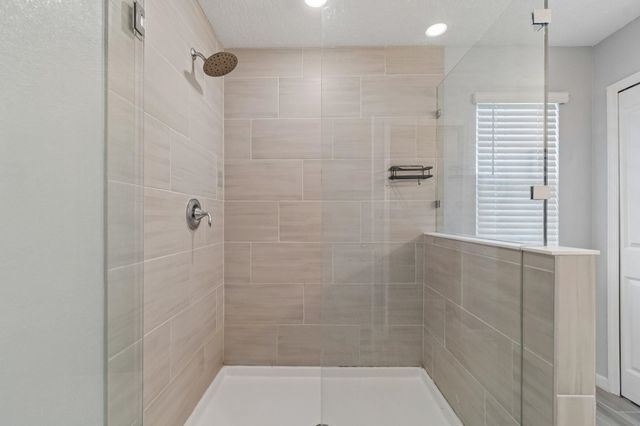 242 Boracay Cir, St Johns, FL 32259