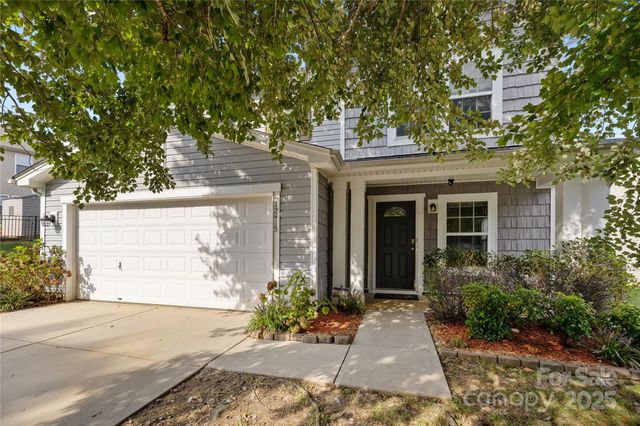 12415 Lanier Islands Circle, Charlotte, NC 28273