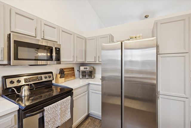 360 Tall Grass Drive, Cedar Springs, MI 49319