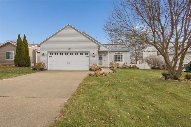 360 Tall Grass Drive, Cedar Springs, MI 49319