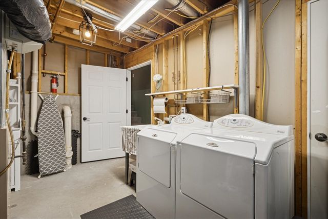 360 Tall Grass Drive, Cedar Springs, MI 49319