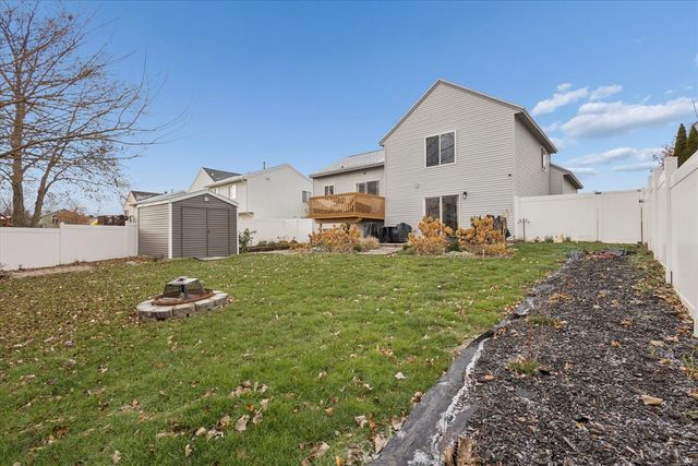 360 Tall Grass Drive, Cedar Springs, MI 49319