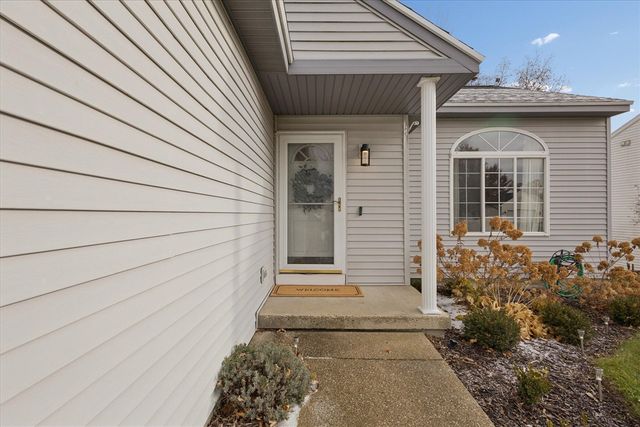 360 Tall Grass Drive, Cedar Springs, MI 49319