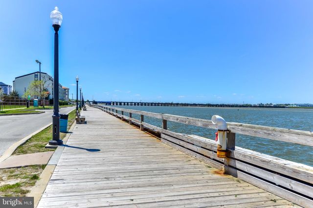 203 5th St Unit 34, Ocean City, MD 21842