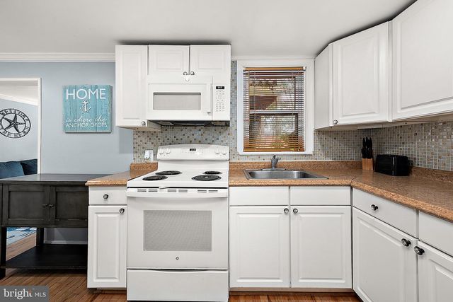 203 5th St Unit 34, Ocean City, MD 21842