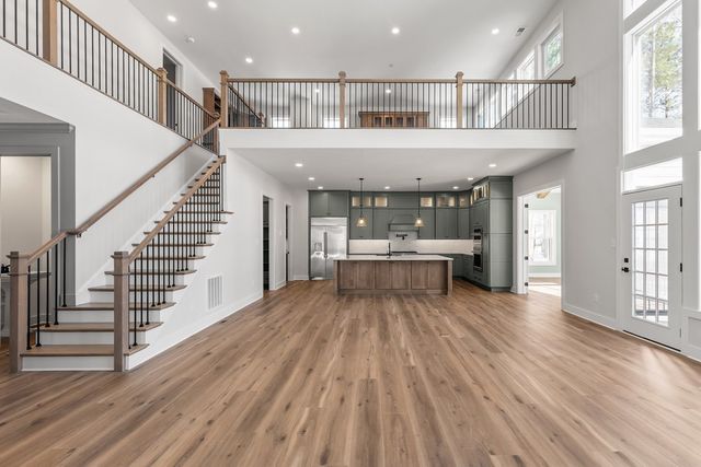 353 Reddenwood Road, Hendersonville, TN 37075