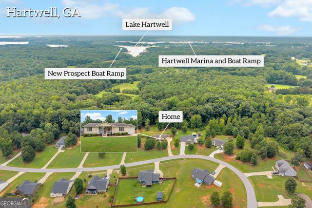 423 N Point Circle, Hartwell, GA 30643