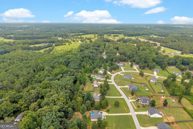 423 N Point Circle, Hartwell, GA 30643