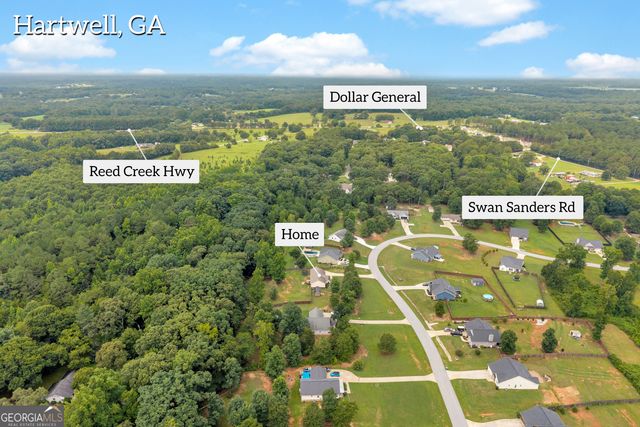 423 N Point Circle, Hartwell, GA 30643