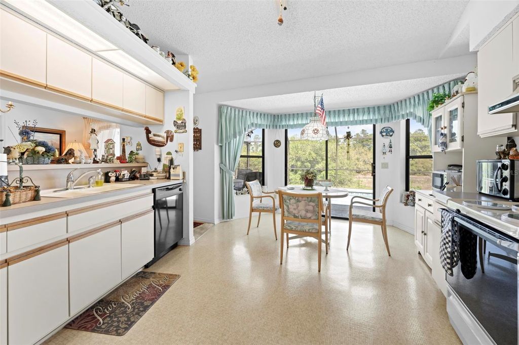 Image 31 of property listing at 4488 BLUEWATER AVENUE, Spring Hill, FL 34606