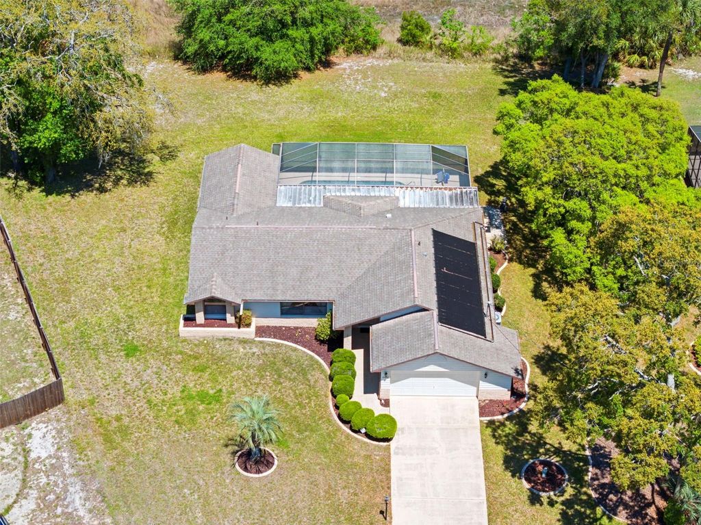 Image 37 of property listing at 4488 BLUEWATER AVENUE, Spring Hill, FL 34606