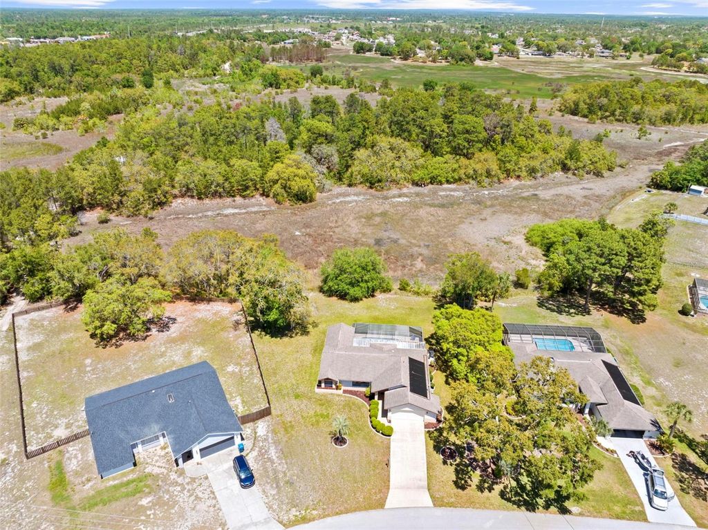 Image 6 of property listing at 4488 BLUEWATER AVENUE, Spring Hill, FL 34606