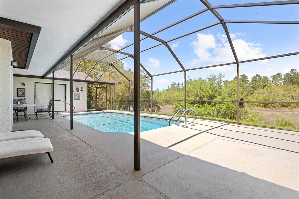 Image 10 of property listing at 4488 BLUEWATER AVENUE, Spring Hill, FL 34606