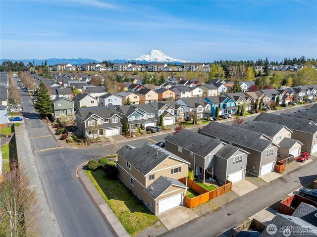 18404 97th Avenue Ct E, Puyallup, WA 98375